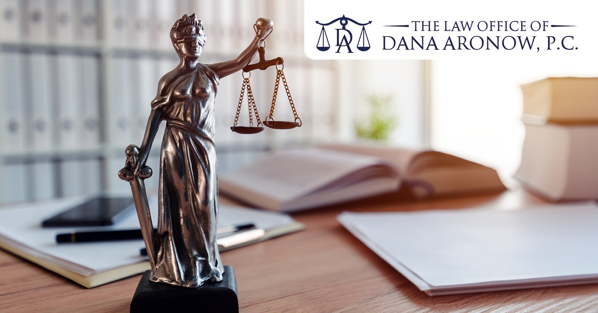 The Law Office of Dana Aronow PC Facebook ad: Get 10% Off Your Legal Fees & a FREE Consultation