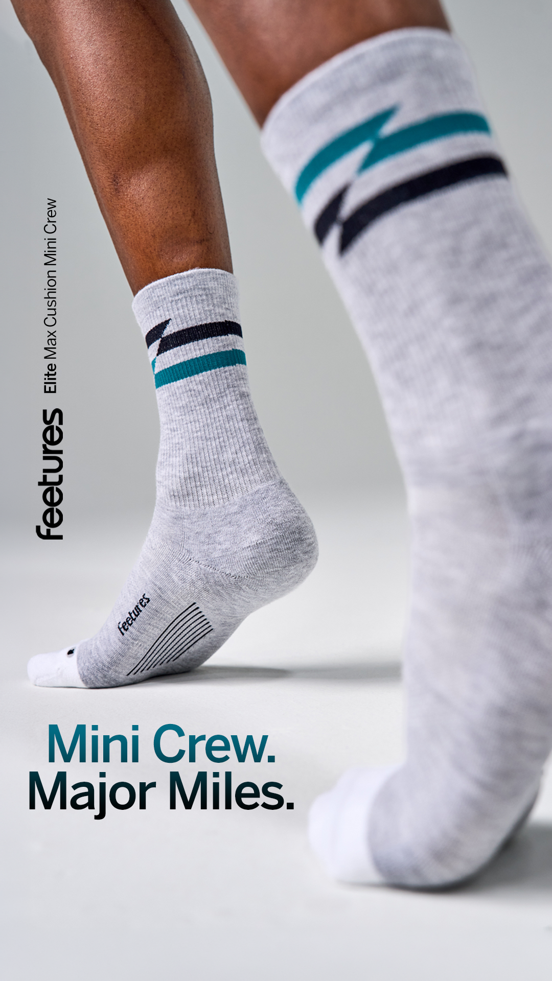 Feetures Facebook ad