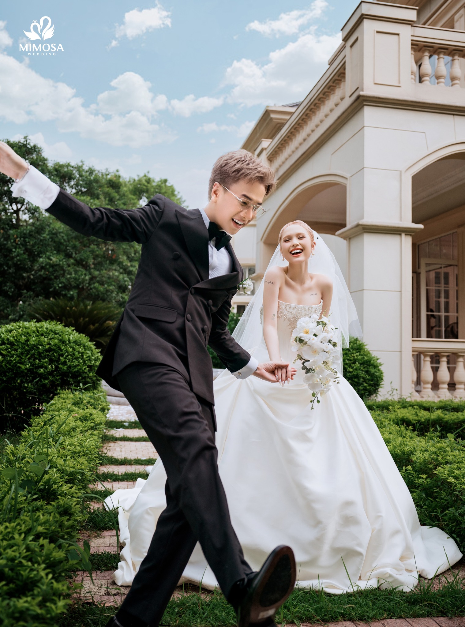 Mimosa Wedding Facebook ad: TRÌNH LÀNG SIÊU PHẨM ẢNH CƯỚI TRIỆU VIEW…