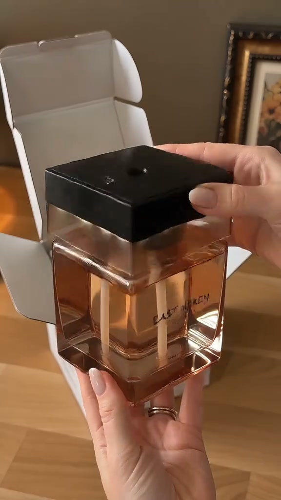 Zorchro shop Facebook ad: Flameless Essential Oil Diffuser, Cold Mist Diffusion +…
