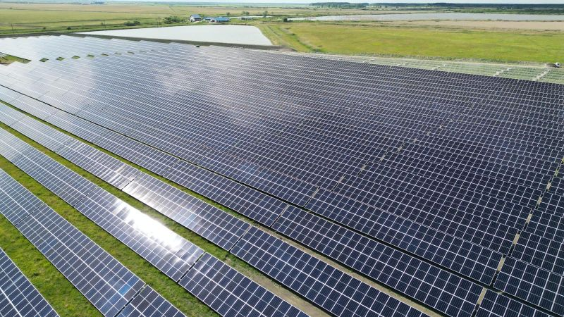 LONGi Solar Europe Facebook ad: LONGi Europe is driving the energy transition forward…