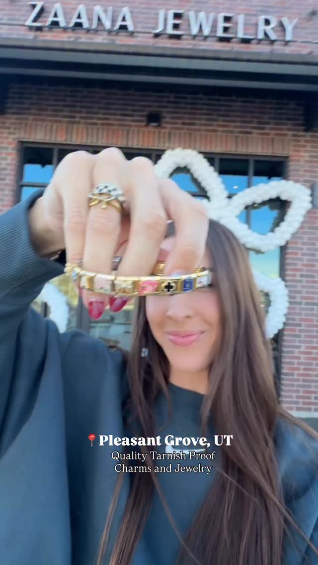 Zaana.Jewelry Facebook ad: Utah girls it is time!(available online too!) Zaana…