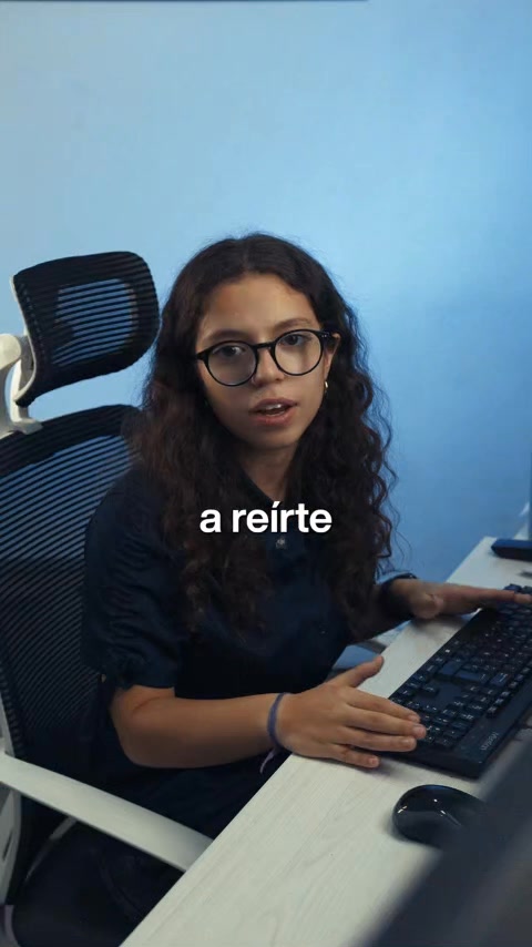 Dental Si Facebook ad: Tu sonrisa ideal hoy está mucho más cerca
