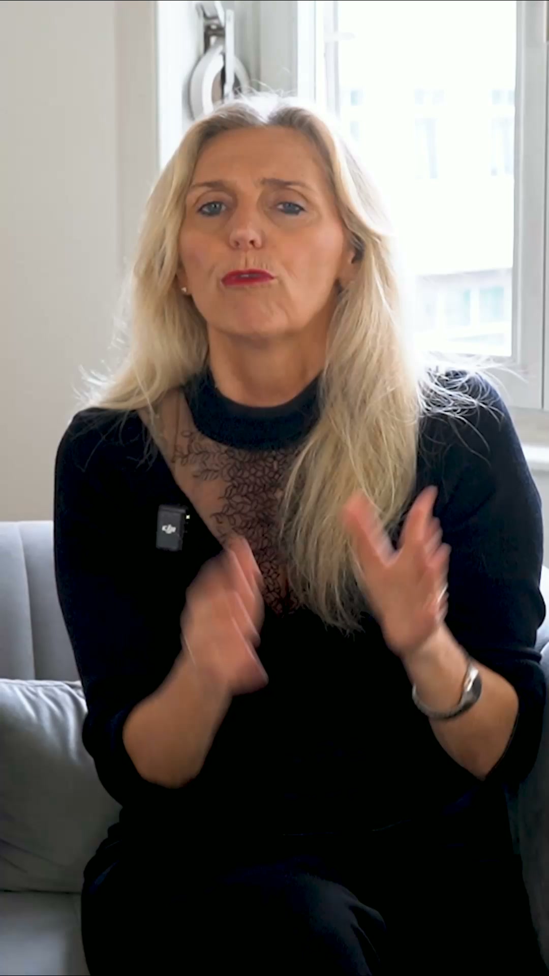 Susanne & Nicole Facebook ad: 10 Tage LIVE Coachingmarkt erobern. Starte hier…