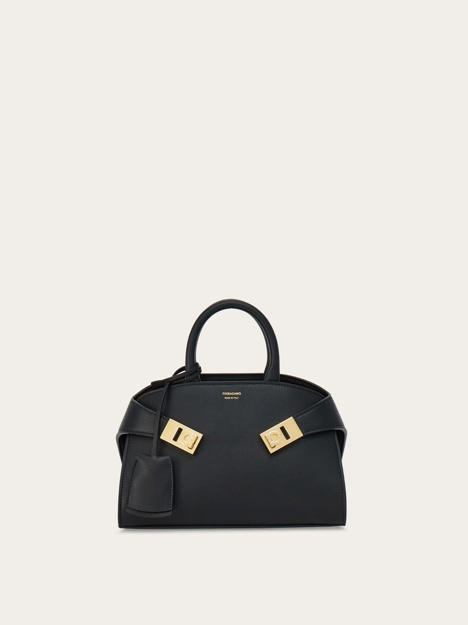 FERRAGAMO JP Facebook ad