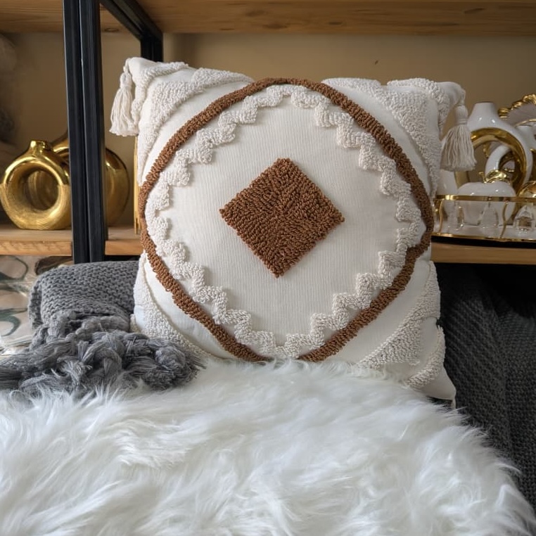 decordreams101 Facebook ad: AINA MBALIMBALI INSTAGRAM PROFILE