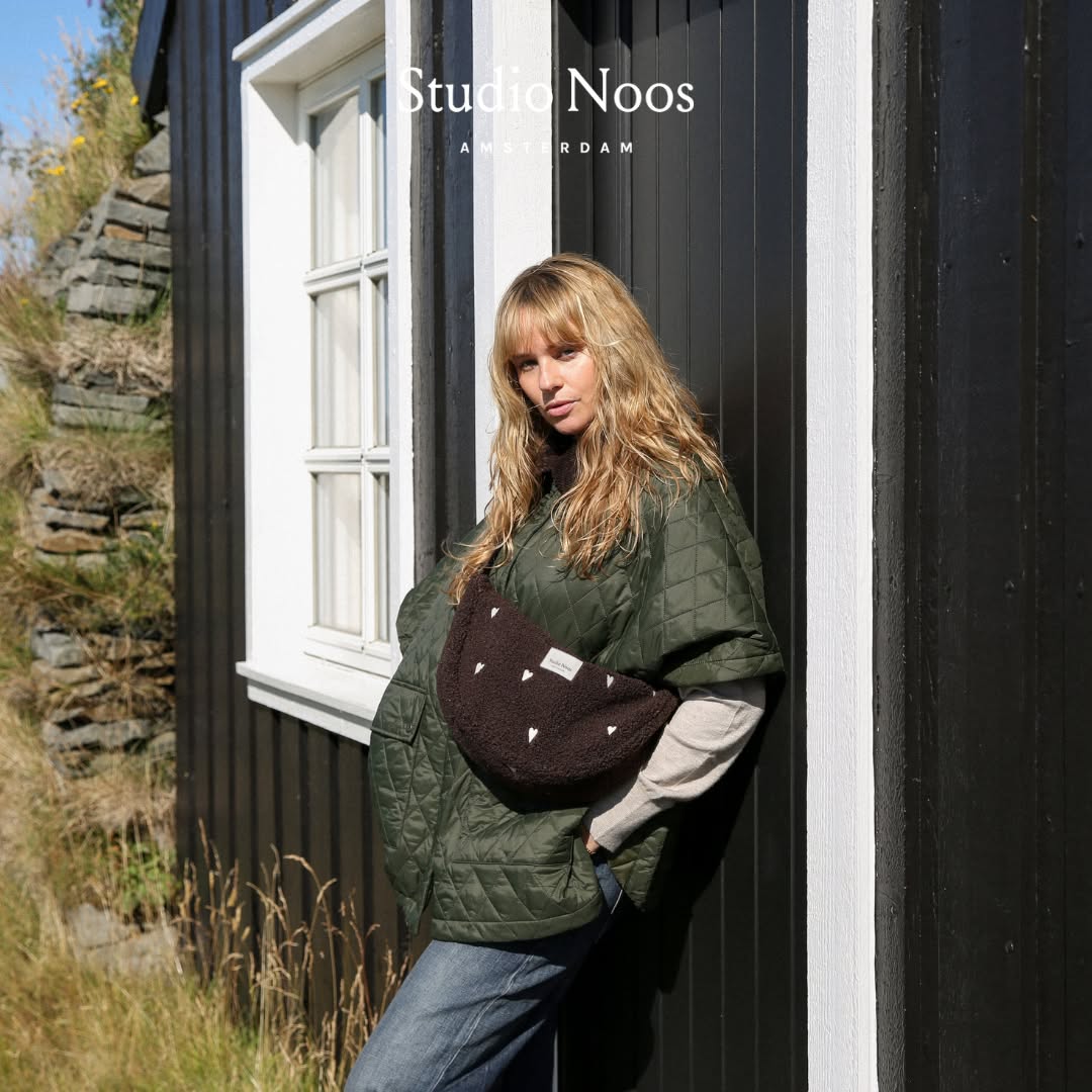 Studio Noos Facebook ad: Shop onze Fanny Packs