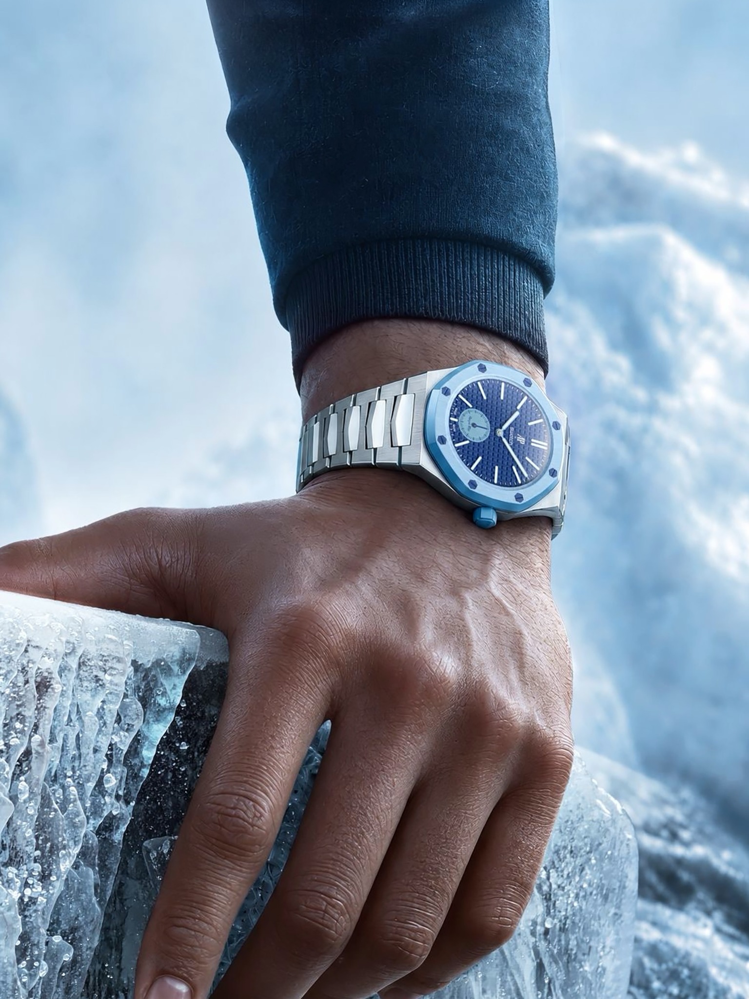 Golden Concept Malaysia Facebook ad: Frozen tones. Polished steel.