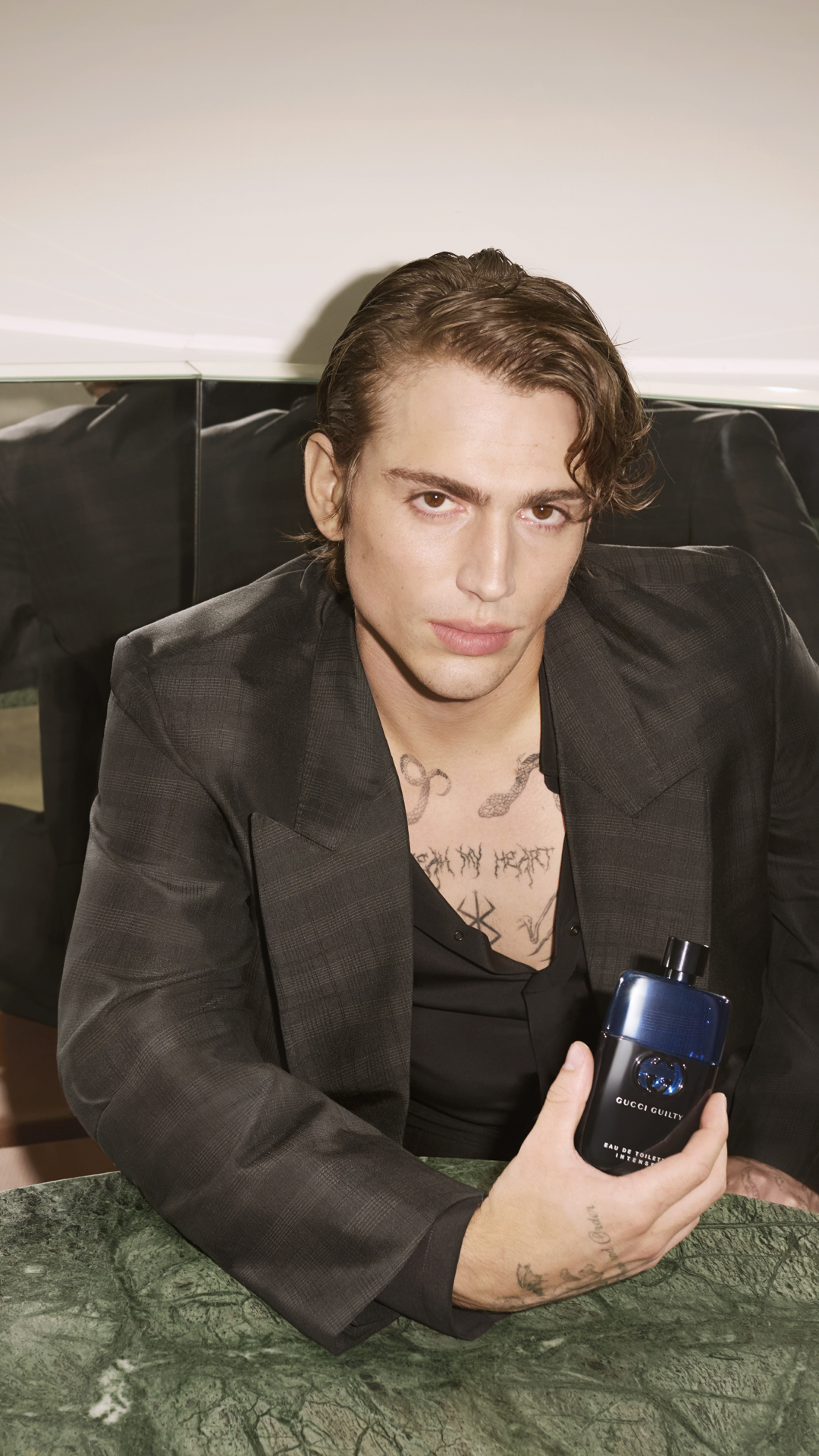 Gucci Facebook ad