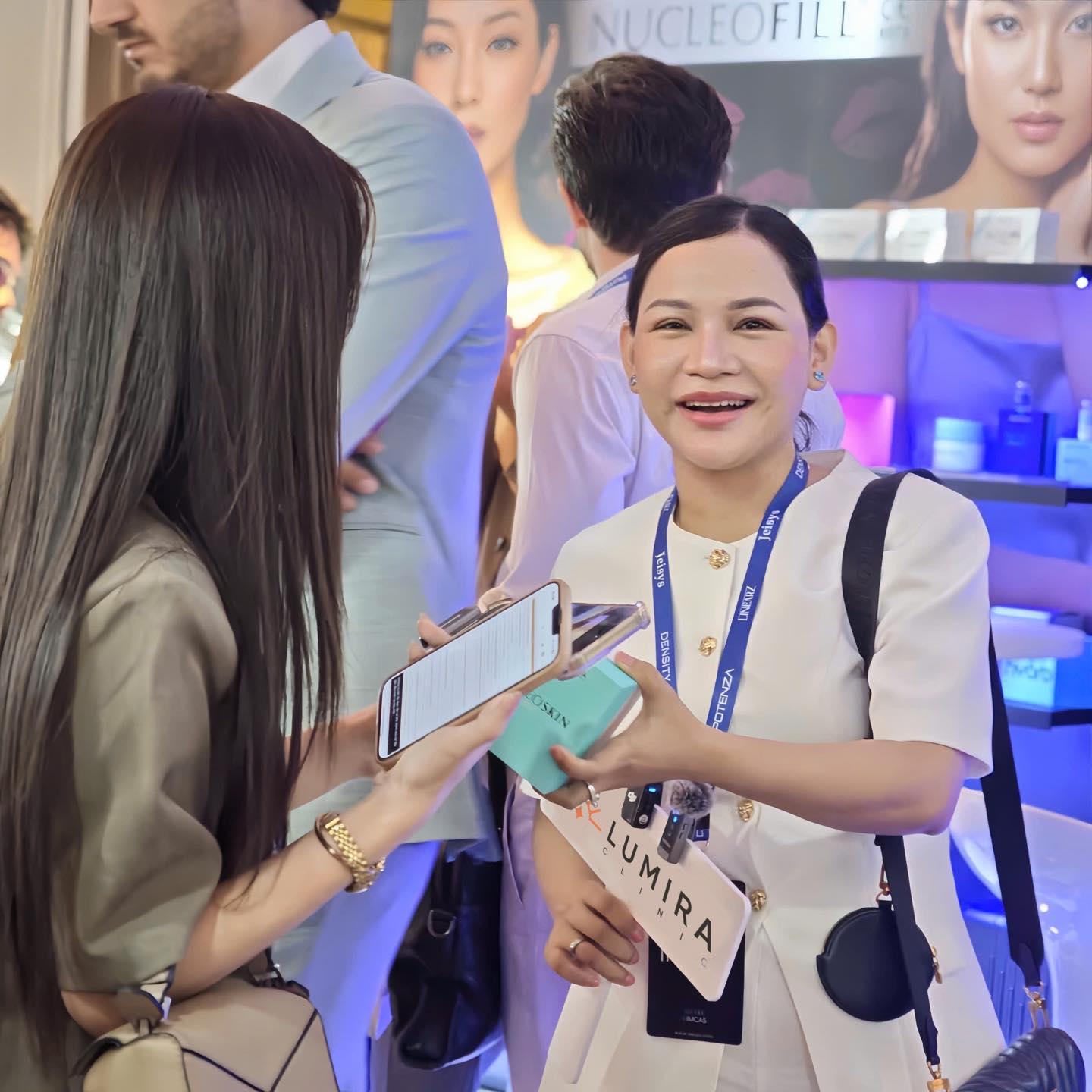 Dr. Thi Ra SkinTech - Nâng Cơ & Trẻ Hóa Chuẩn Y Khoa Facebook ad: /𝑒𝑛𝑔𝑙𝑖𝑠ℎ 𝑏𝑒𝑙𝑜𝑤/ Bác sĩ Thira vinh dự tham…