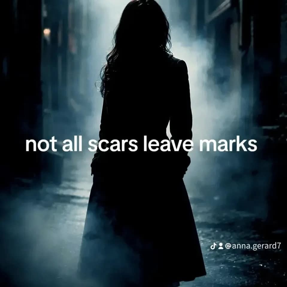 Anna Gerard-author Facebook ad: Author of dark fantasy & romance.
