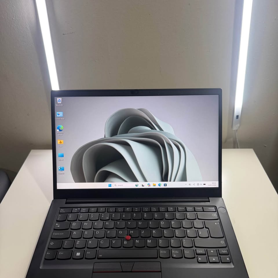 Shahroz Butt Facebook ad: Lenovo ThinkPad E14 Gen 3 Ryzen 7 5700U 16GB RAM 512GB…