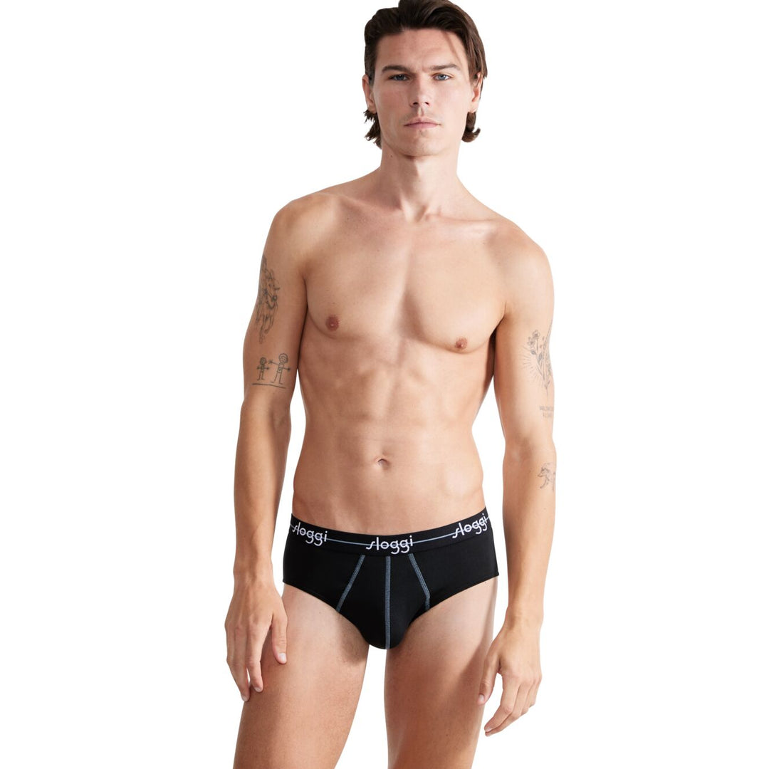 Triumph Facebook ad: A little treat for yourself?
