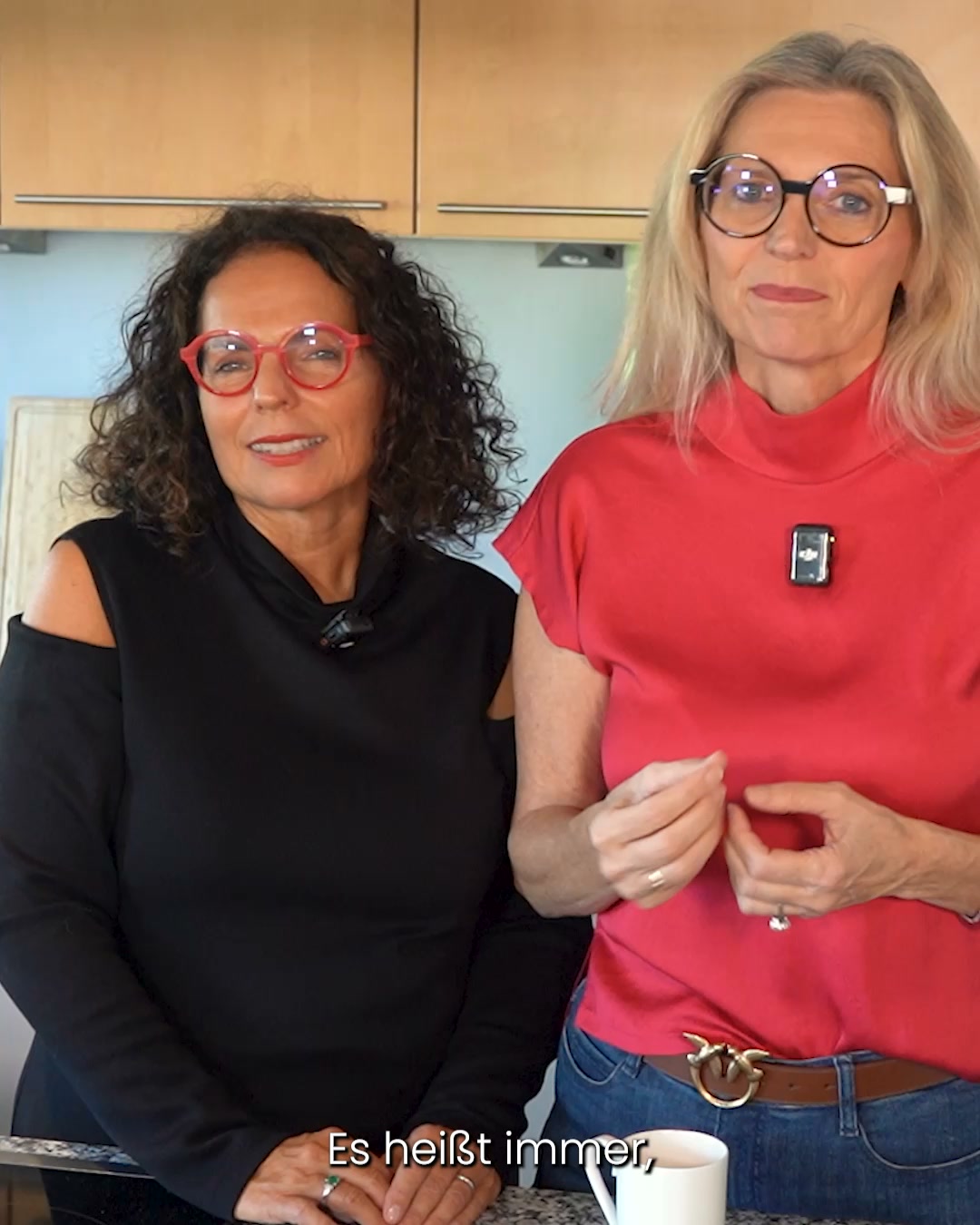 Susanne & Nicole Facebook ad: Es heißt immer, mit Anfang 50 ist die…