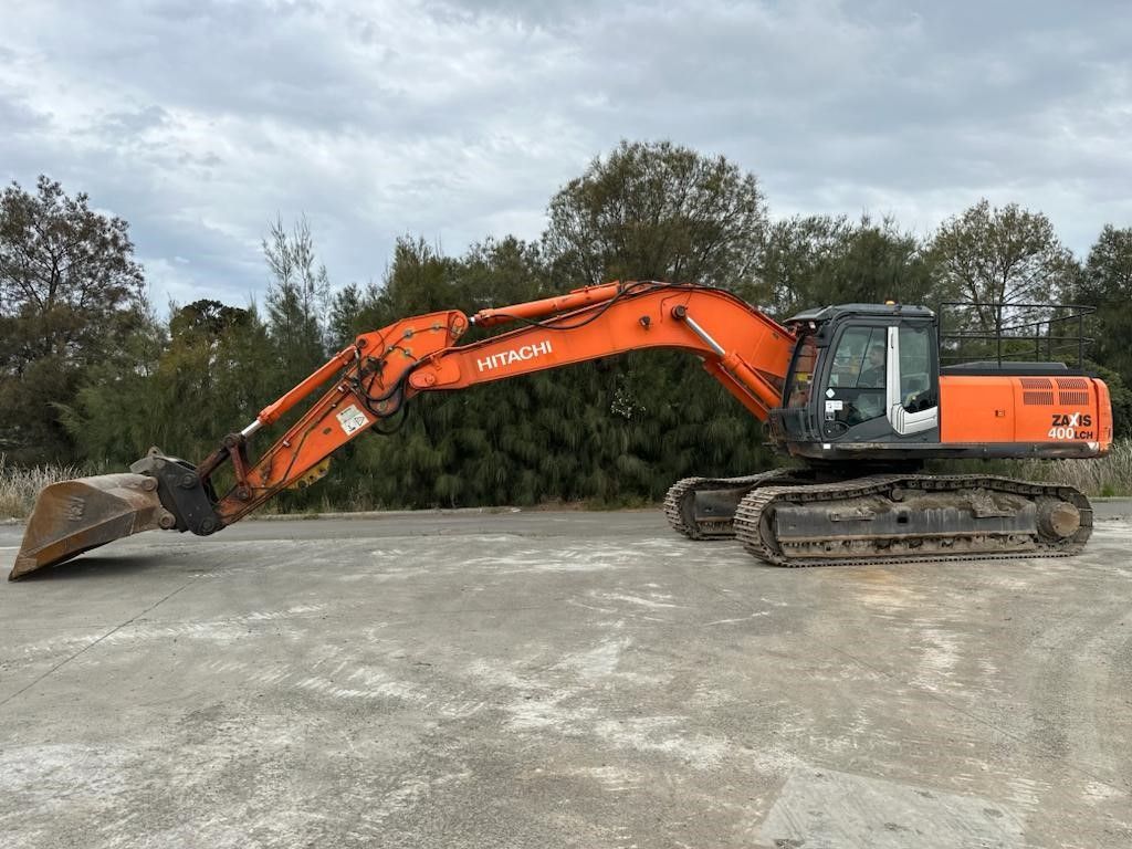 Only Earthmoving Facebook ad