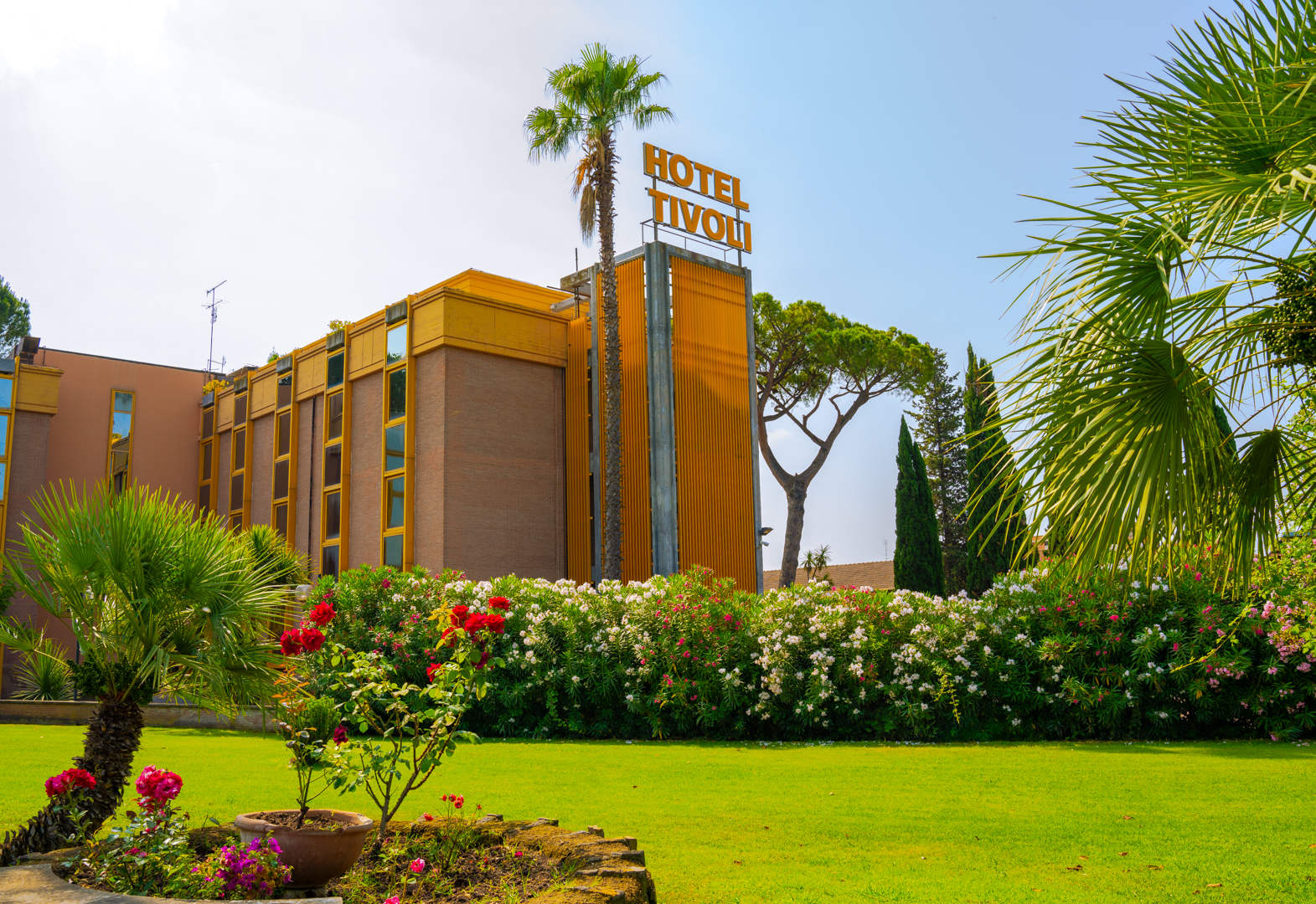 Hotel Tivoli Facebook ad: Hotel benessere 3 stelle a Tivoli Terme vicino Roma…