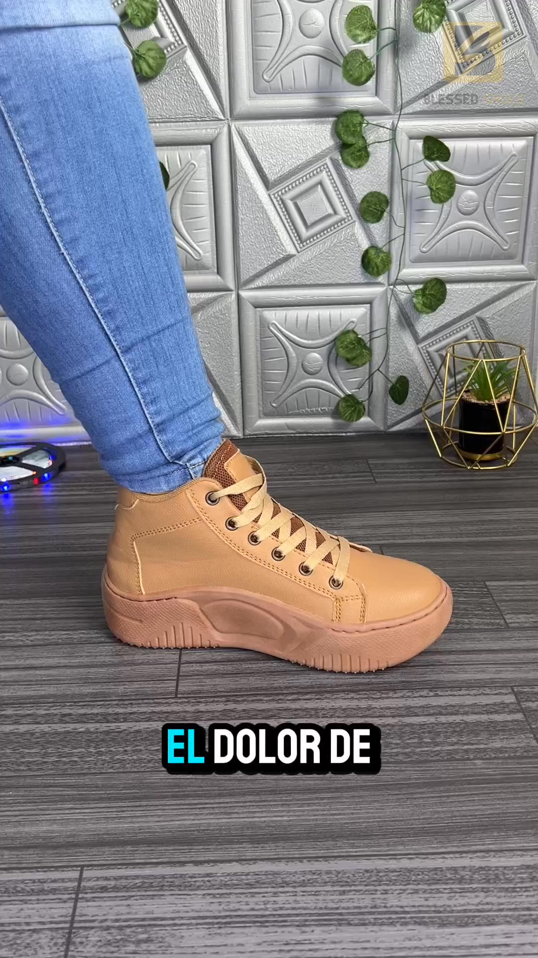 Vorze Shoes Facebook ad: Envío GRATIS + Pagas AL RECIBIR