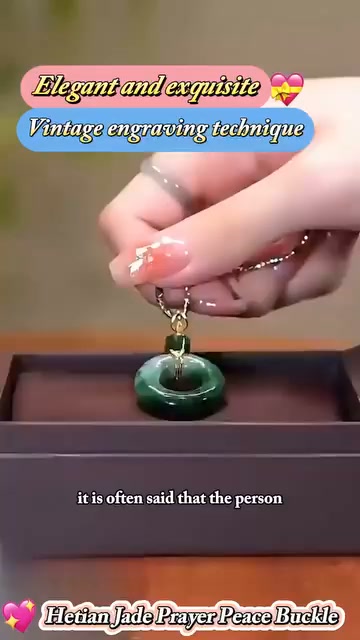 Wayifustyle1 Facebook ad: High-Quality Hetian Jade Necklace