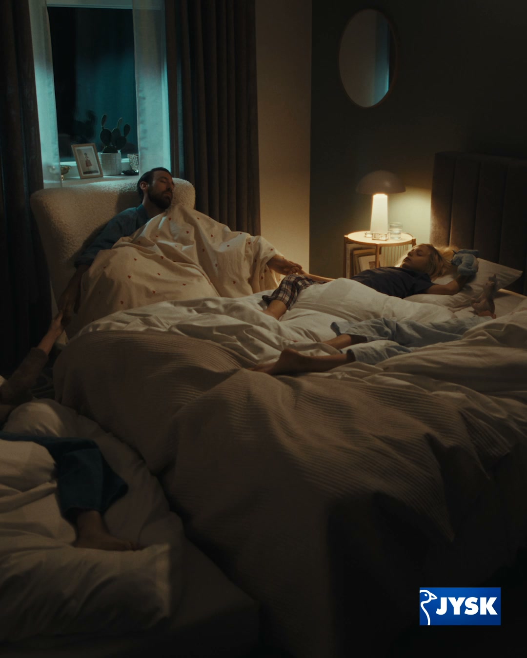 JYSK España Facebook ad: Encuentra fantásticas ofertas en productos para dormir