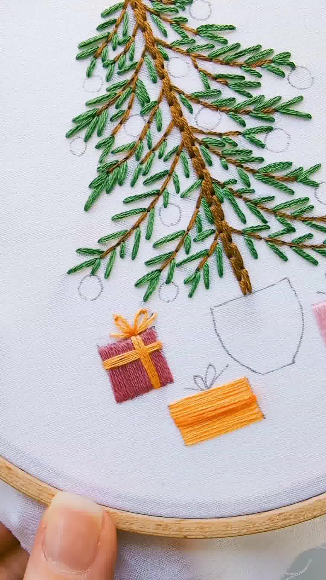 Clever Poppy Facebook ad: Embroidery Kit for Beginners