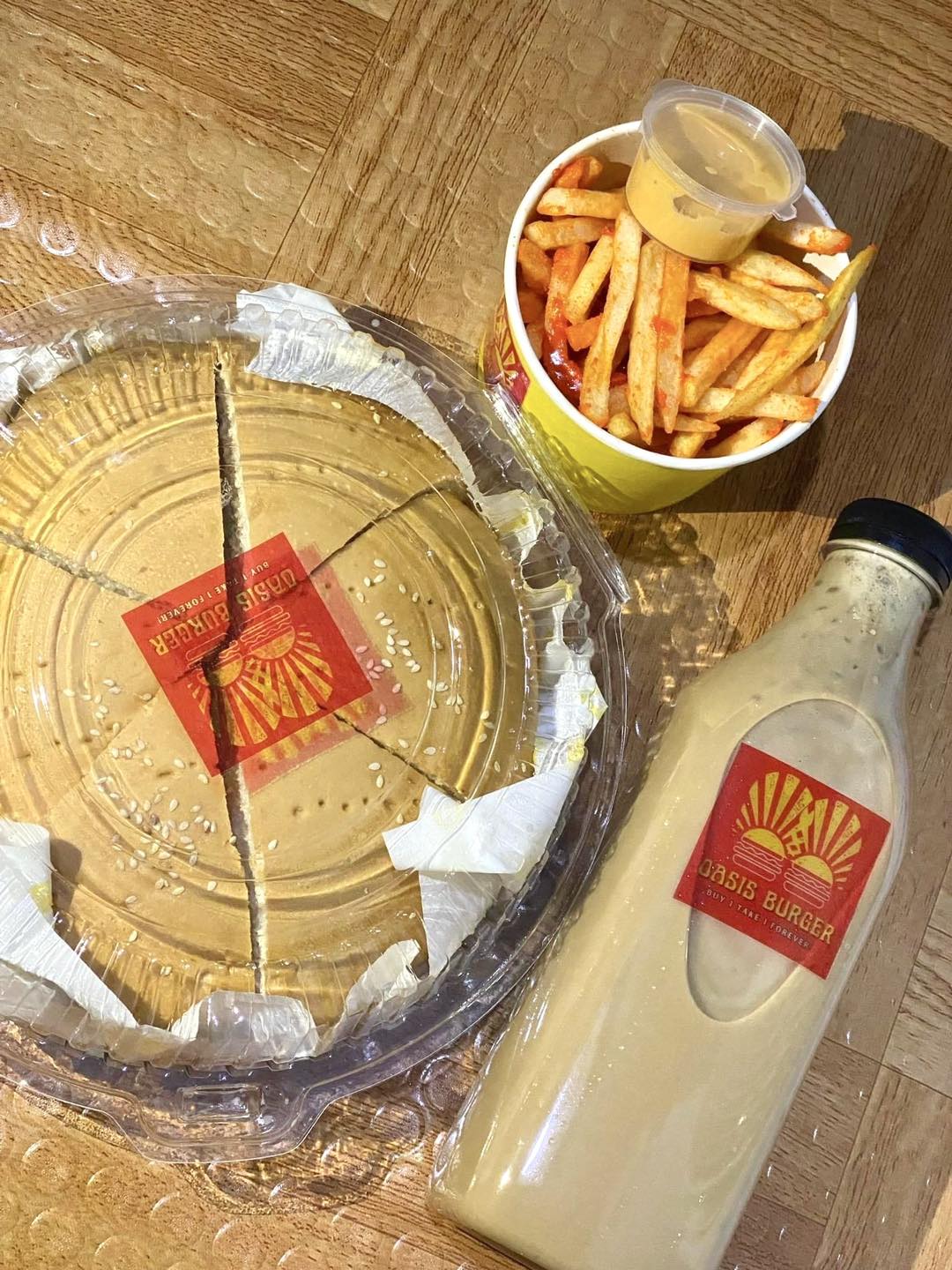 Oasis Burger Facebook ad: SULIT, MASARAP at siguradong BABALIK BALIKAN MO ang…