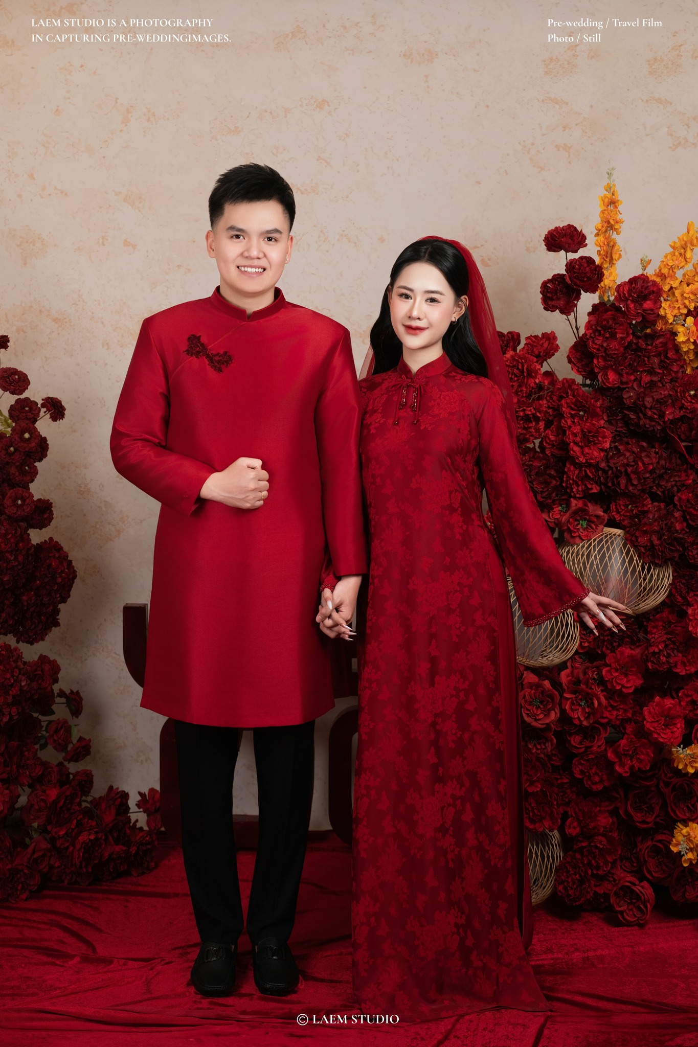LAEM Couture Wedding Facebook ad: 𝐏𝐫𝐞-𝐖𝐞𝐝𝐝𝐢𝐧𝐠 𝐗𝐮𝐚̂𝐧 𝐌𝐚𝐢 ✦ 𝐇𝐨𝐚̀𝐧𝐠 𝐍𝐚𝐦