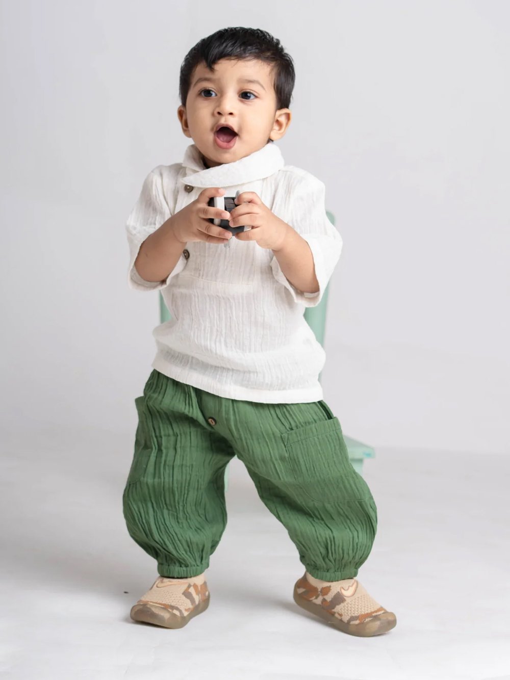 Baby twinkles clothing store Facebook ad