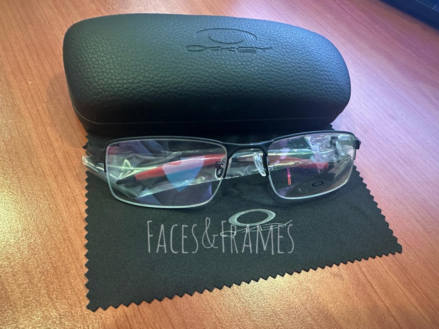 Faces&Frames Facebook ad