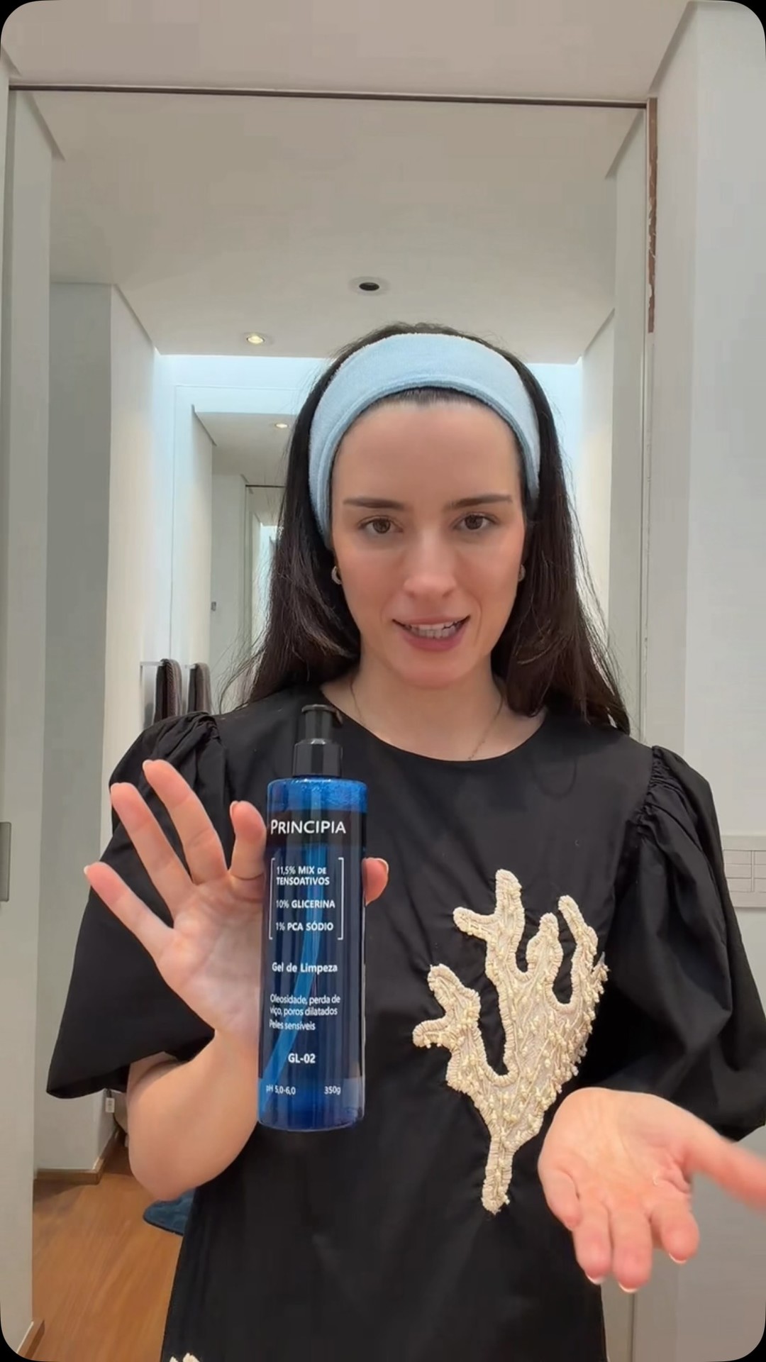 IsabelaMac Facebook ad: Uma rotina de skincare é algo que simplesmente…