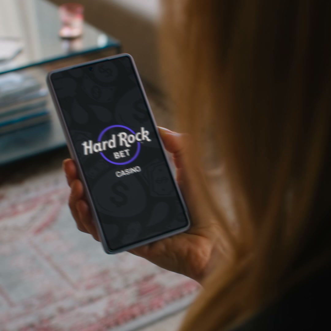 Hard Rock Bet Canada Facebook ad: Roll With Us
