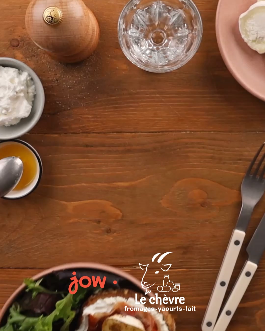 Jow Facebook ad: La recette de la Tartine de chèvre, jambon cru & miel