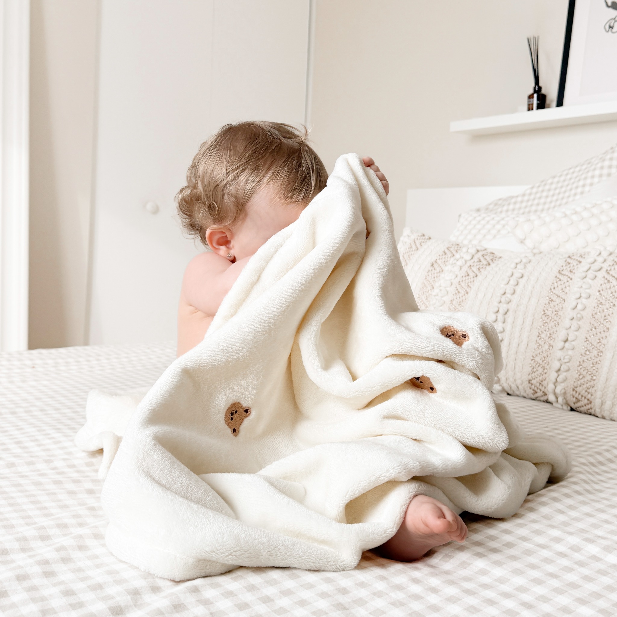 Nordic Peace Facebook ad: Looking for the perfect baby gift?