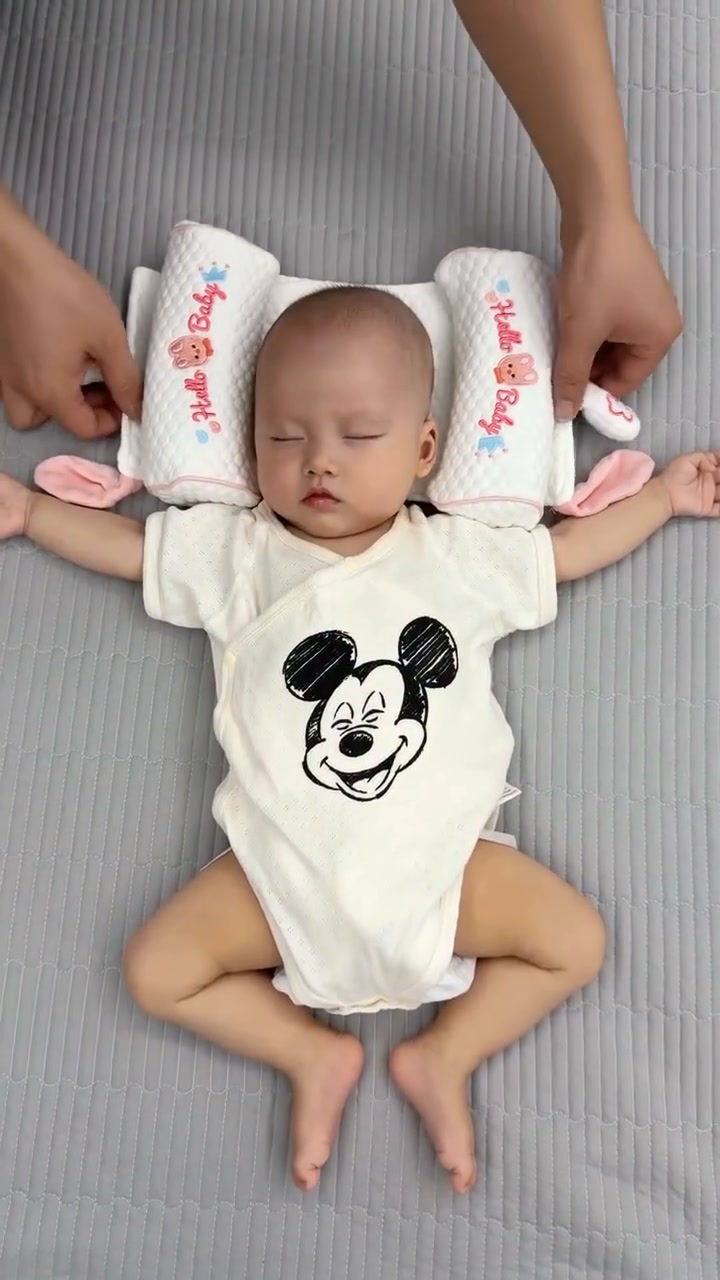 Tiny Dreams UK Facebook ad: #1 Infant Sleep Pillow