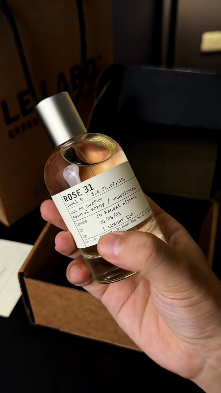 향수 Perfume Store Facebook ad: Rose 31, The Iconic Genderless Fragrance by Le…
