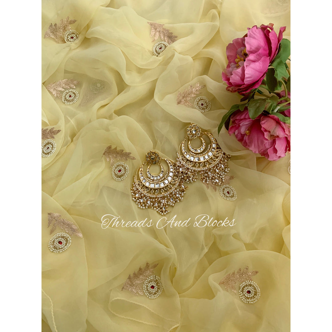 Threads And Blocks Facebook ad: Best Seller Sarees Are On SALE!