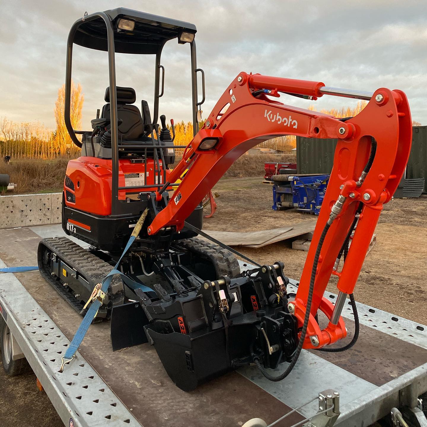 Lewis Earthworks & Hire Facebook ad