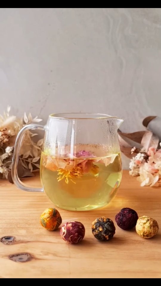 Ops-tea Facebook ad: ¿Un té que florece?
