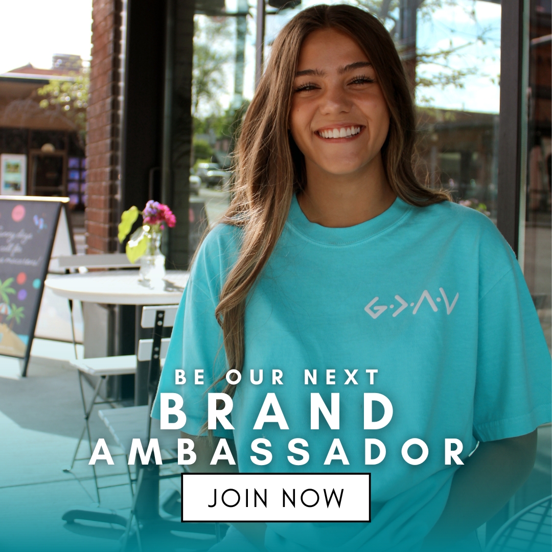Dwell Apparel Facebook ad