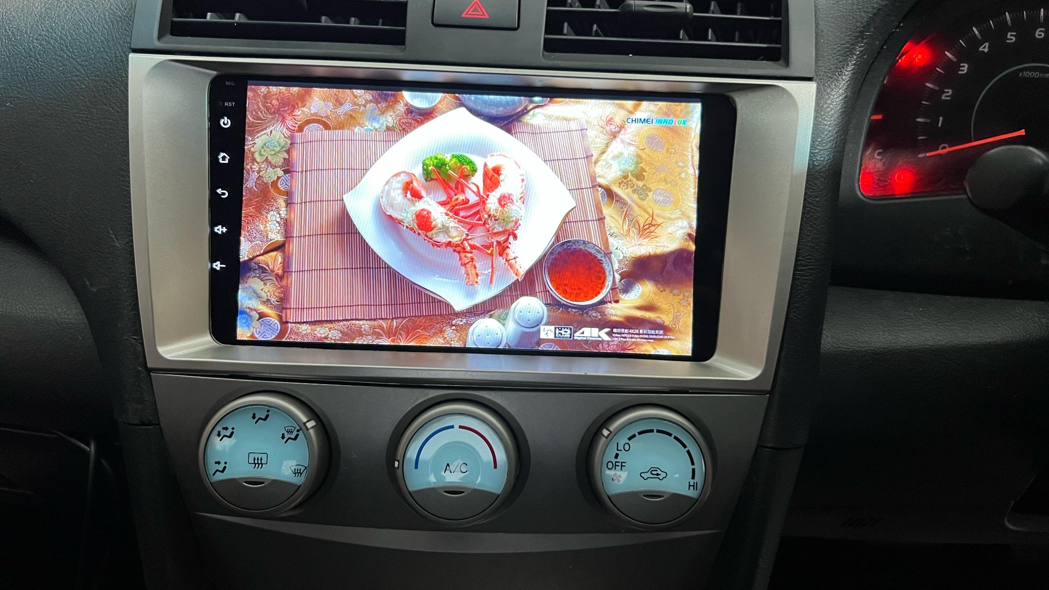 Auto Penguin Facebook ad: Carplay for Toyota Camry
