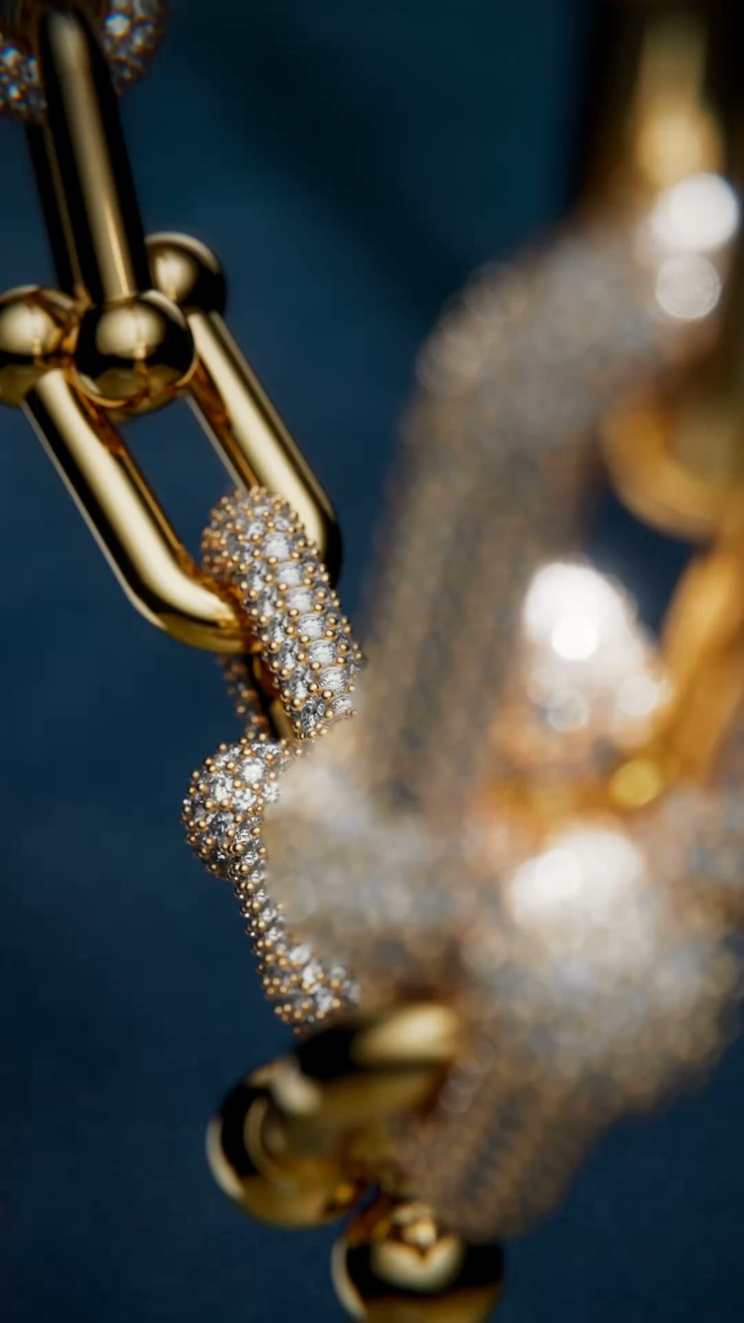 Tiffany & Co. Facebook ad: The sculptural form of the handcrafted 18k gold…