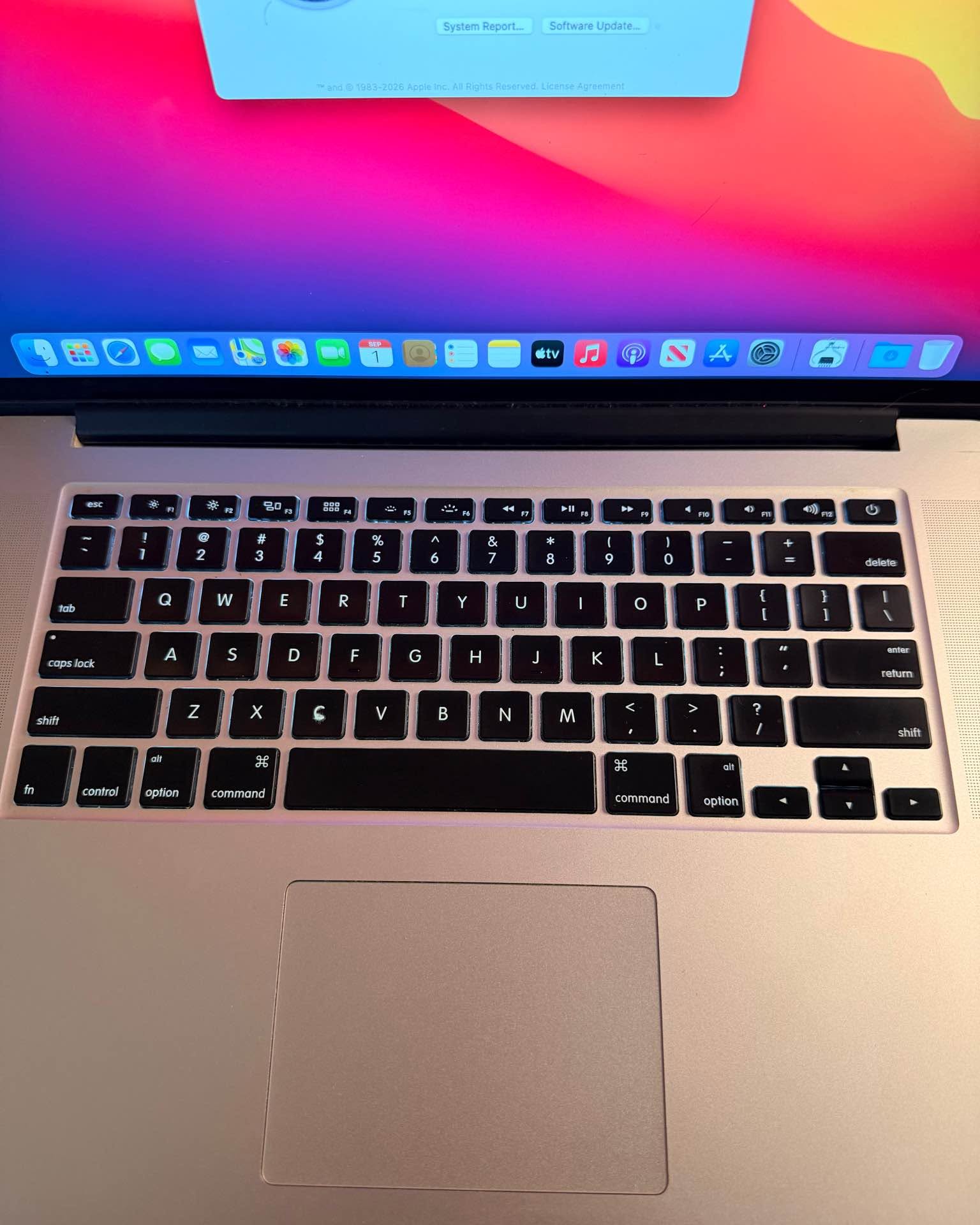 Paulo Giliade Santos Facebook ad: Apple MacBook Pro 15-inch 16GB RAM 2.5GHz i7