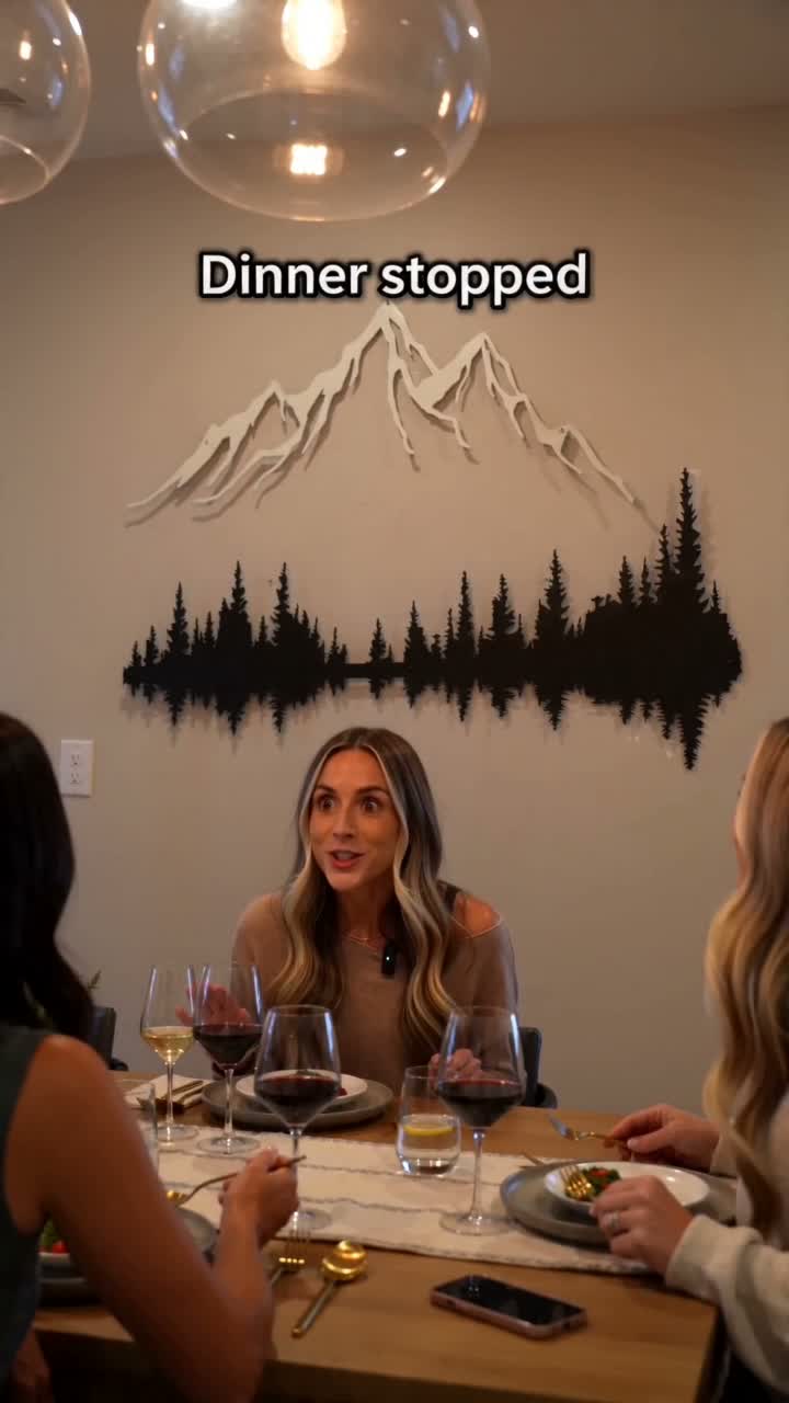 Grandmix Facebook ad: See it hung in a real living room