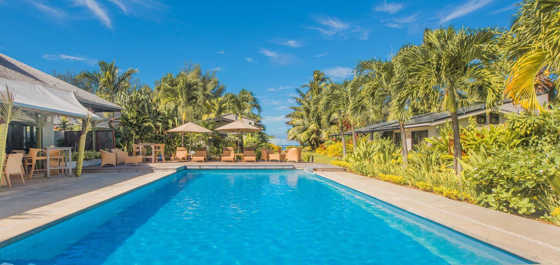 Muri Beach Resort Facebook ad