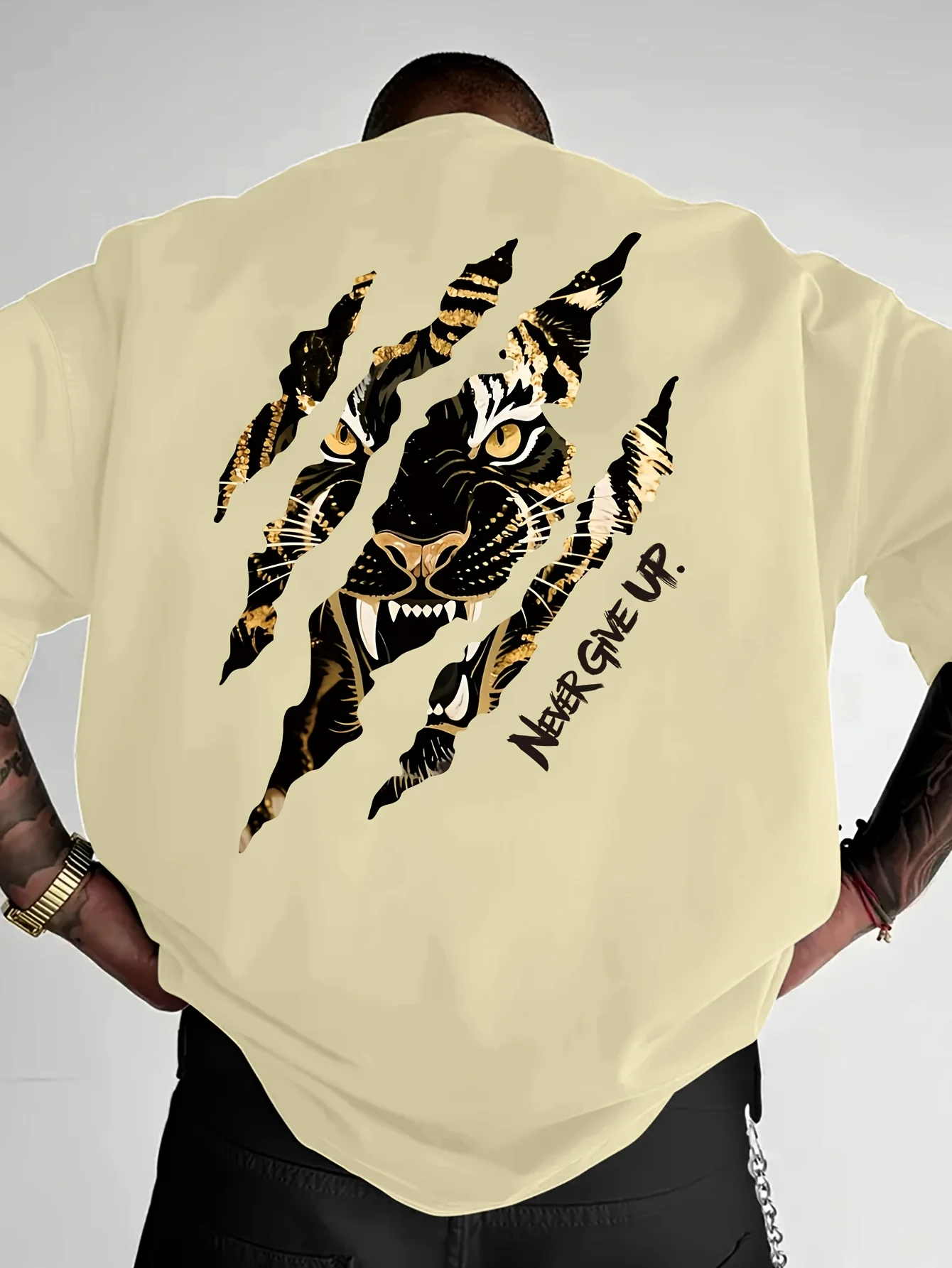 The Belfaire Facebook ad: Never Give Up Oversized Tee