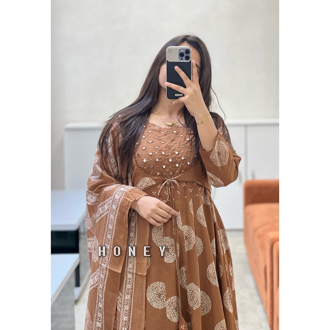 Jaipur Kurta Facebook ad: Make heads turn this wedding season
