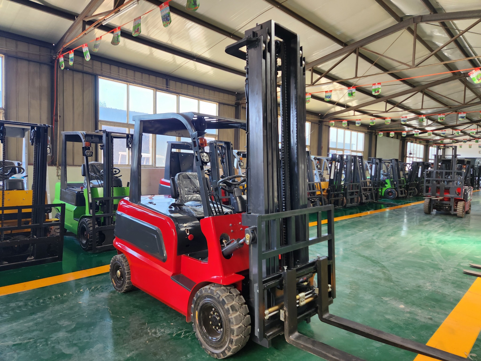 LION Machinery Co., Ltd. Facebook ad: Electric Forklift, Power Meets Sustainability