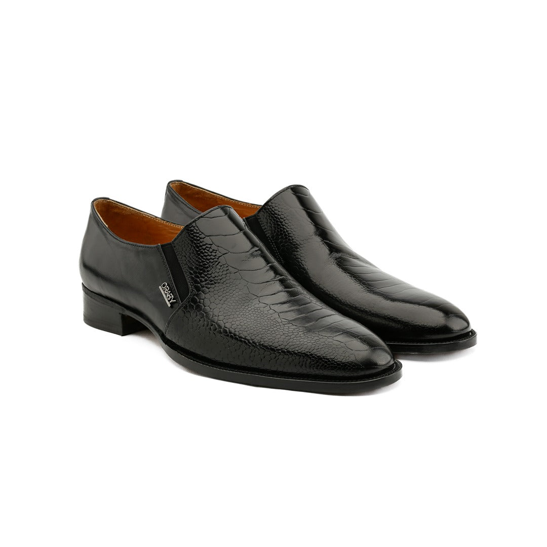 ORABY Leather Products Facebook ad: Crafted for comfort, built for confidence.