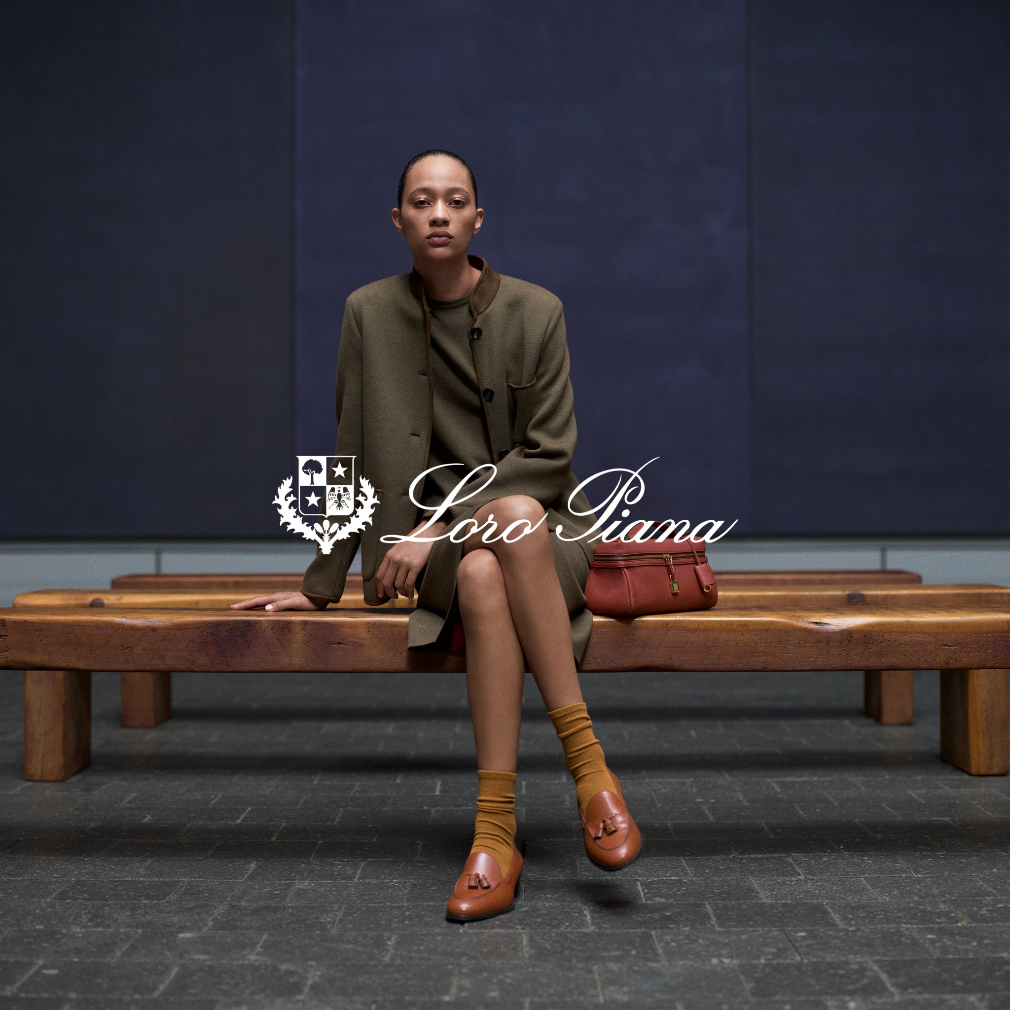 Loro Piana Facebook ad: صور ذات أسلوب مميز
