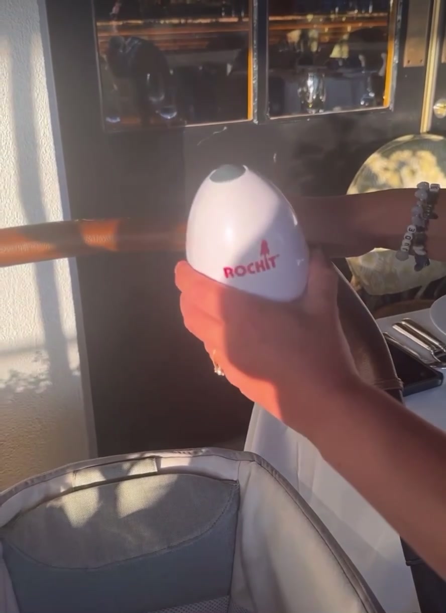 Bubbadue Facebook ad: Hands-Free Rocking for a Happier Baby!
