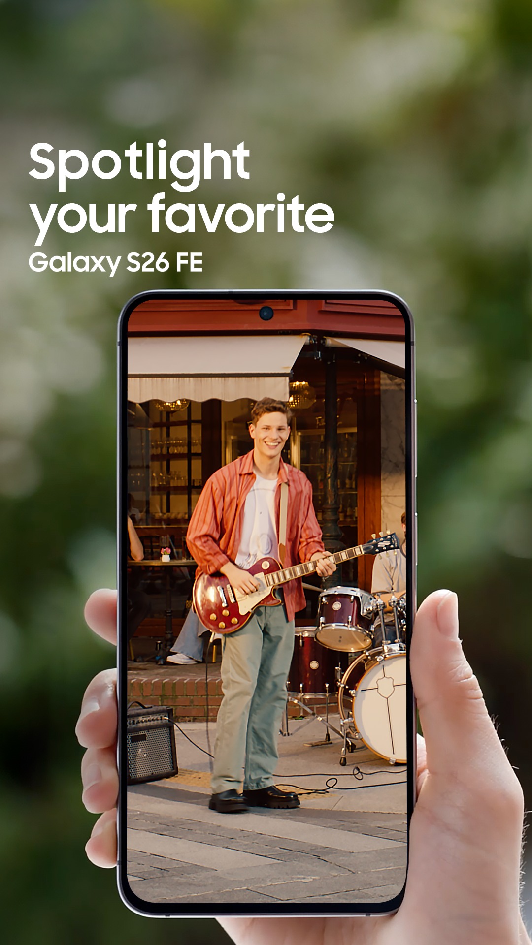 Samsung Facebook ad: When you only have eyes for one